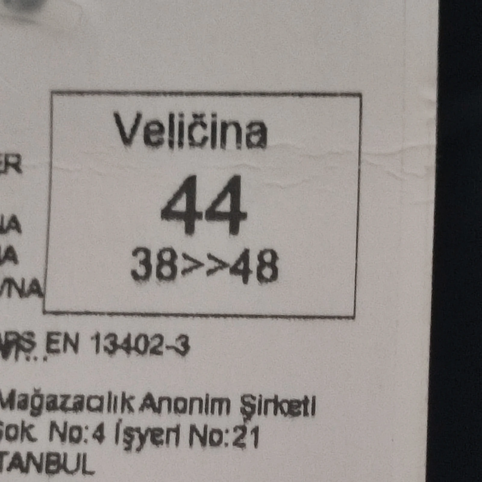 Kaput,nov,sa etiketom,44