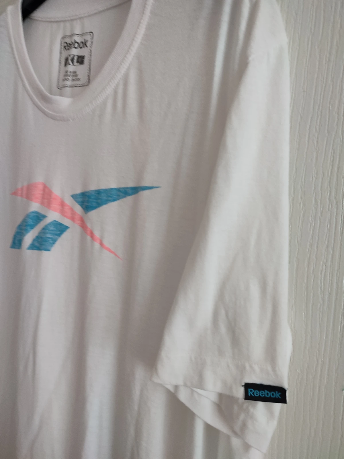 Reebok,bela majica XL