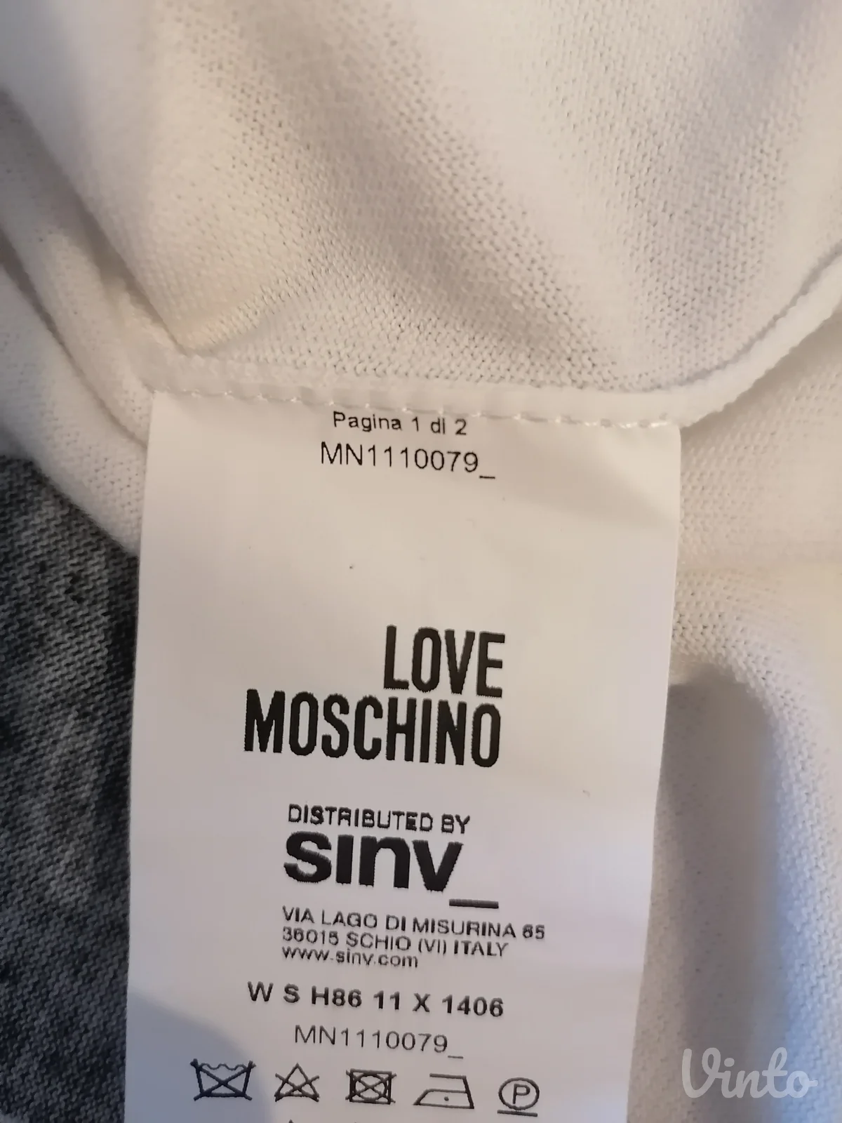 Love moschino