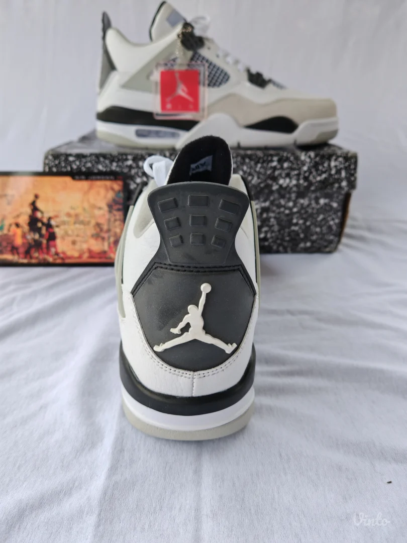 Nike Air Jordan 4 Oreo - 43