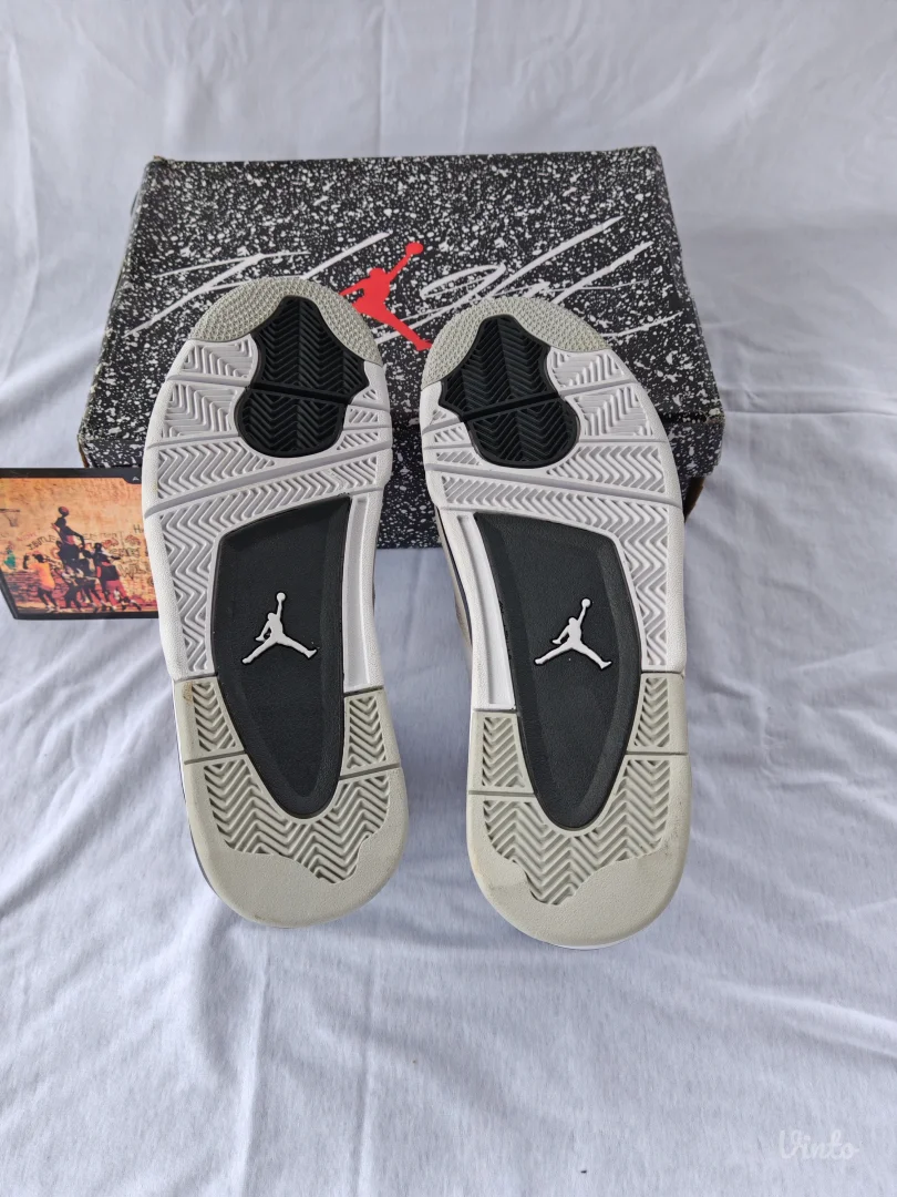 Nike Air Jordan 4 Oreo - 43