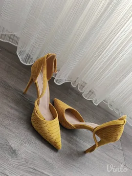 Opposite stikle