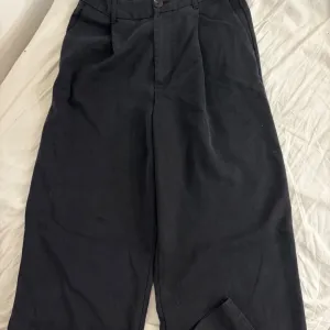 zara pantalone