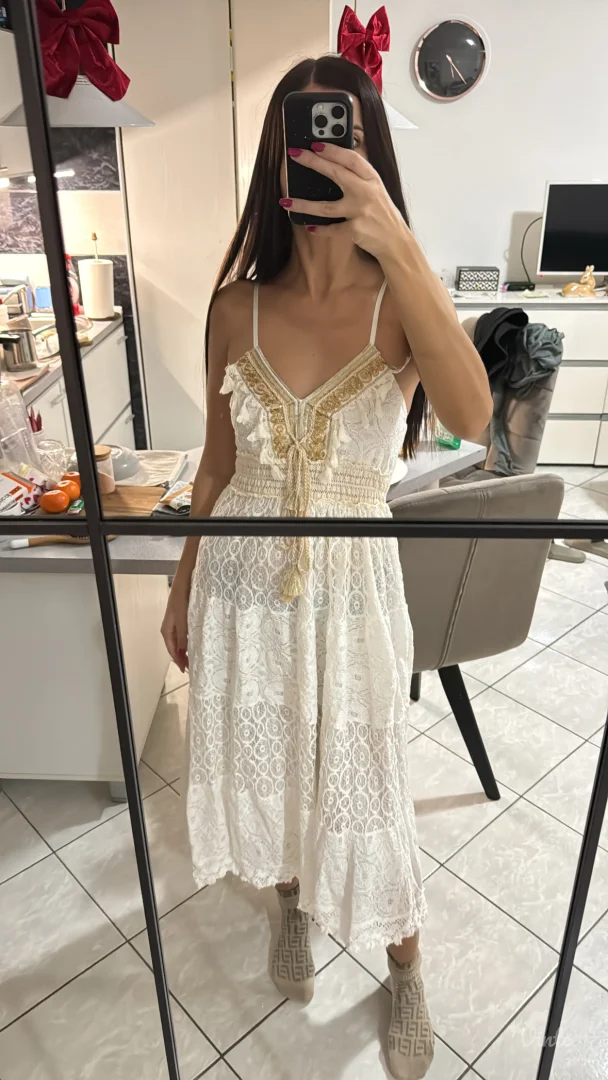 Bela prelepa haljina