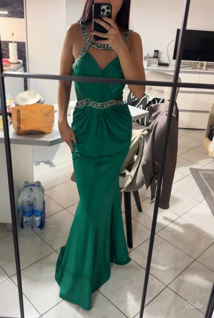 Svečana haljina M (ima oštećenje)