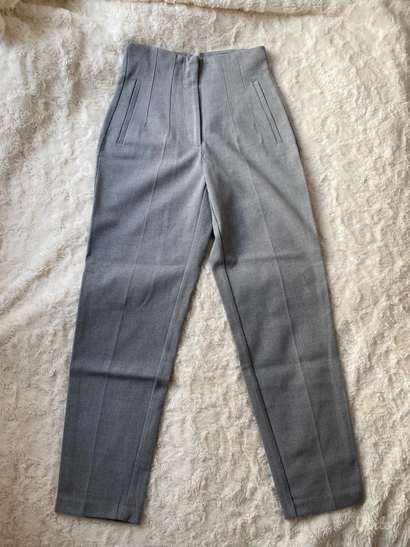Zara pantalone