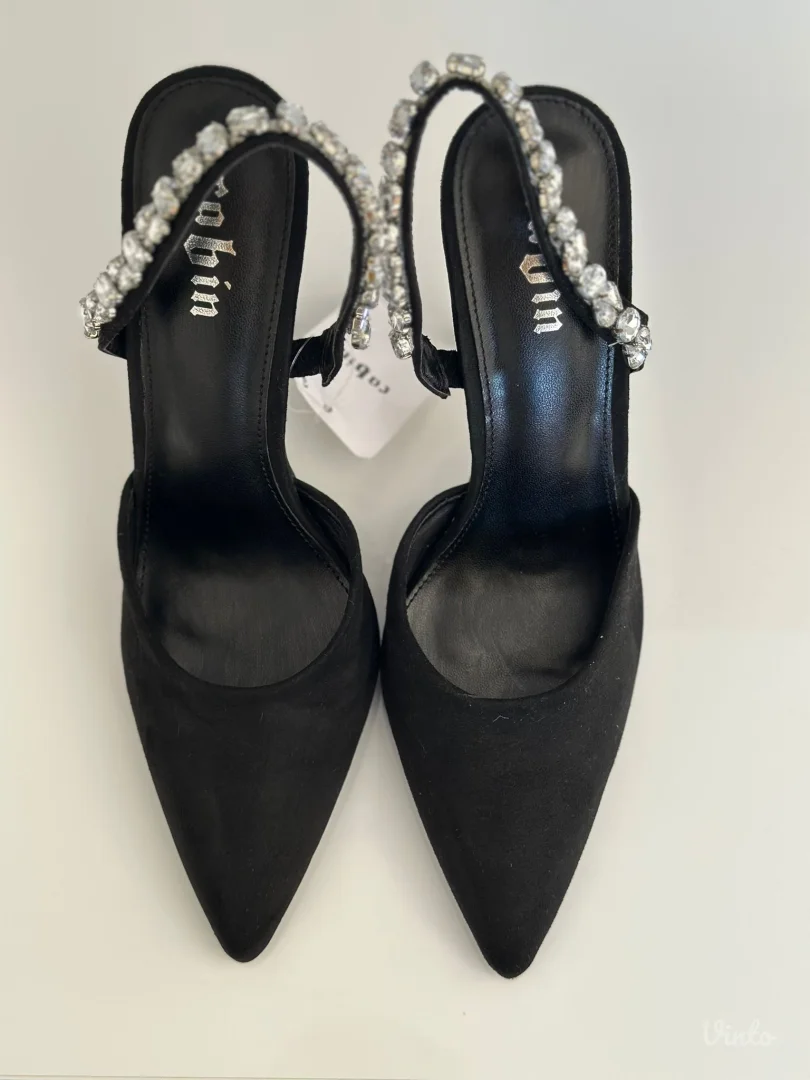 Nove elegantne crne sandale na štiklu