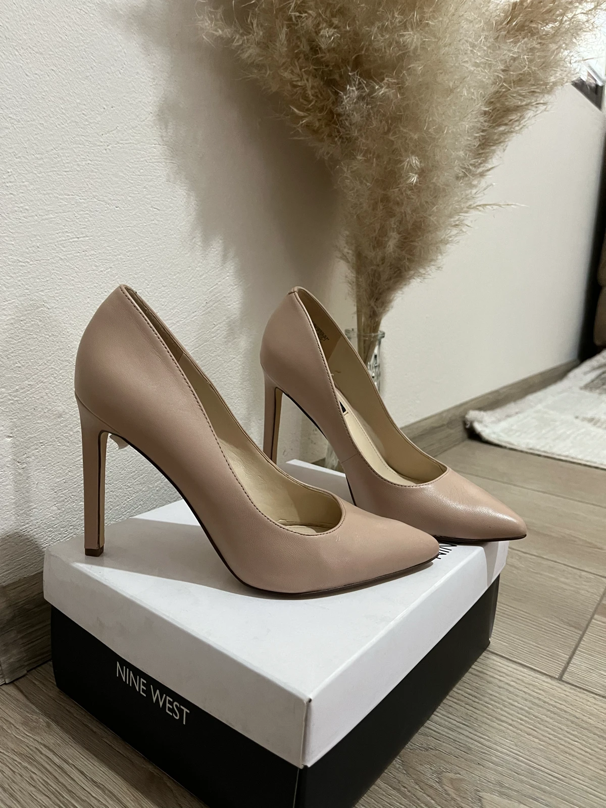 Nine West kozne salonke