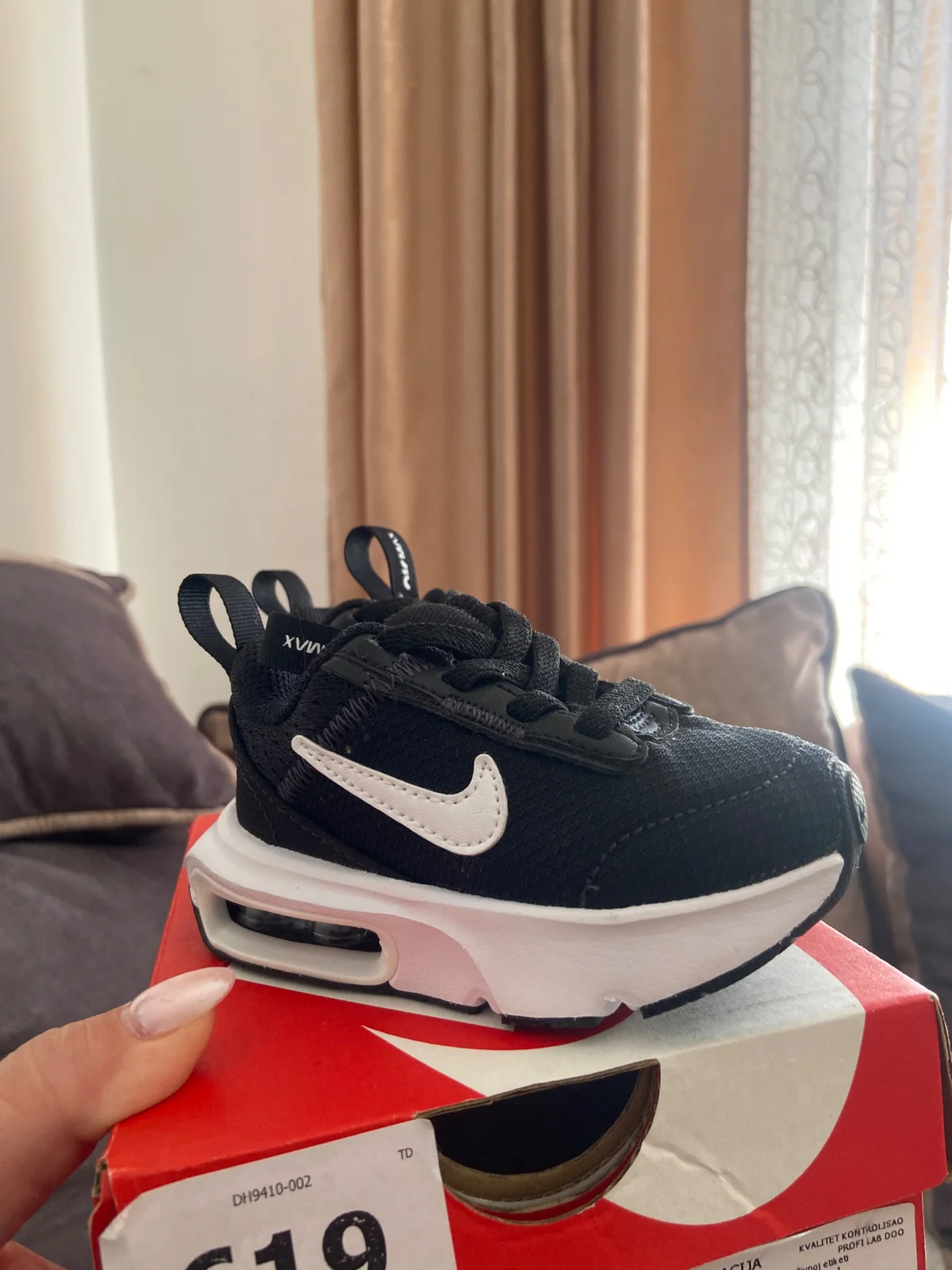 NIKE AIR MAX