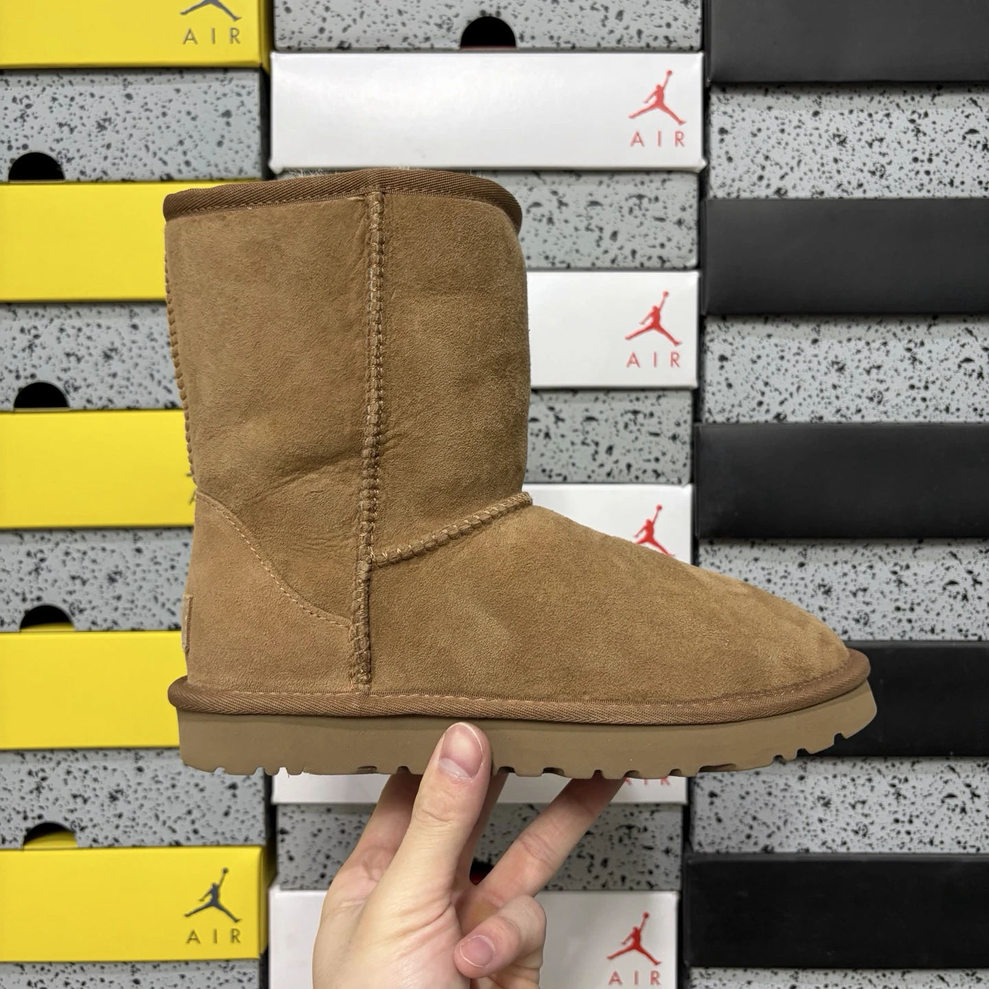 Ugg nove