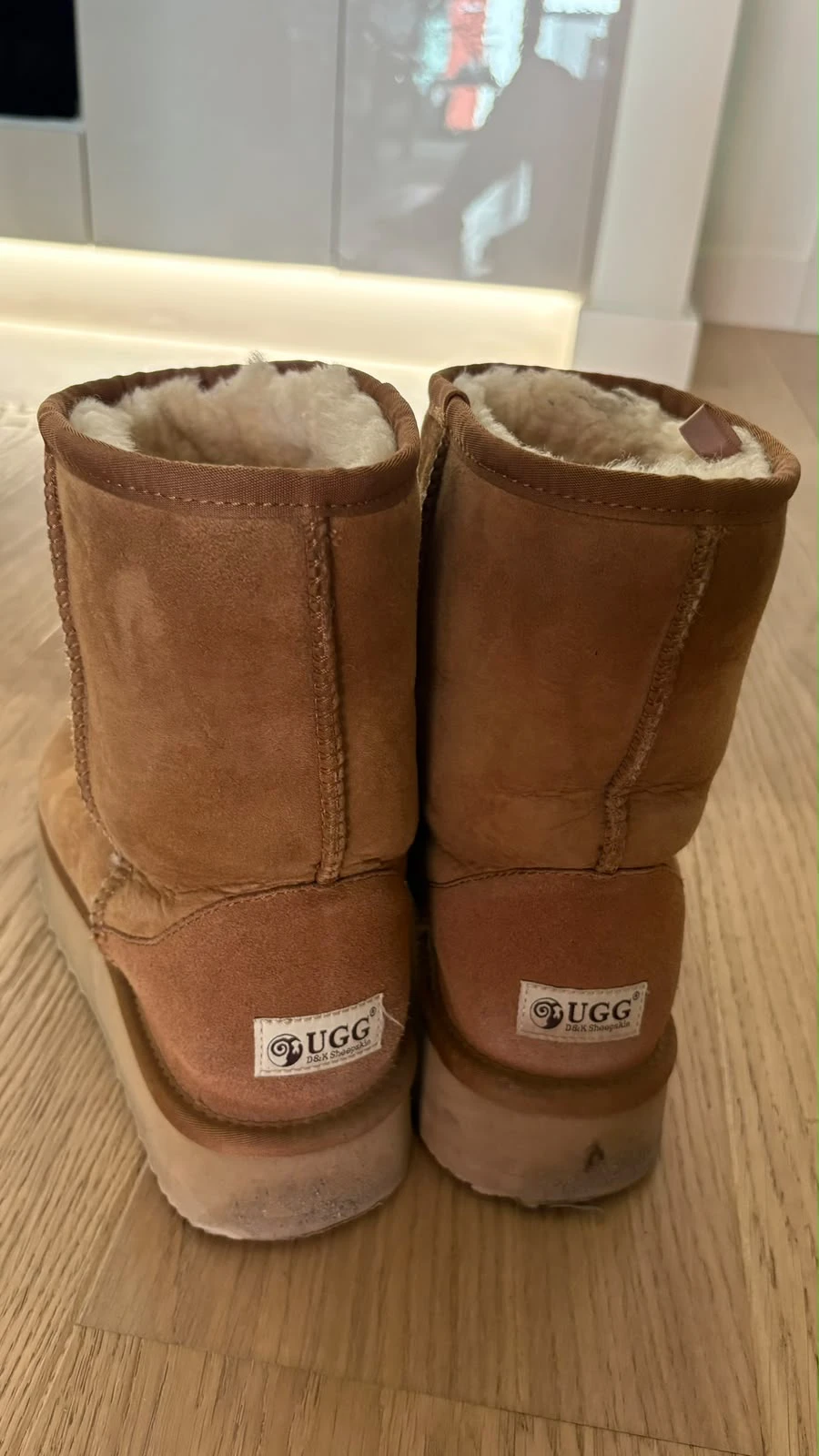 UGG cizme
