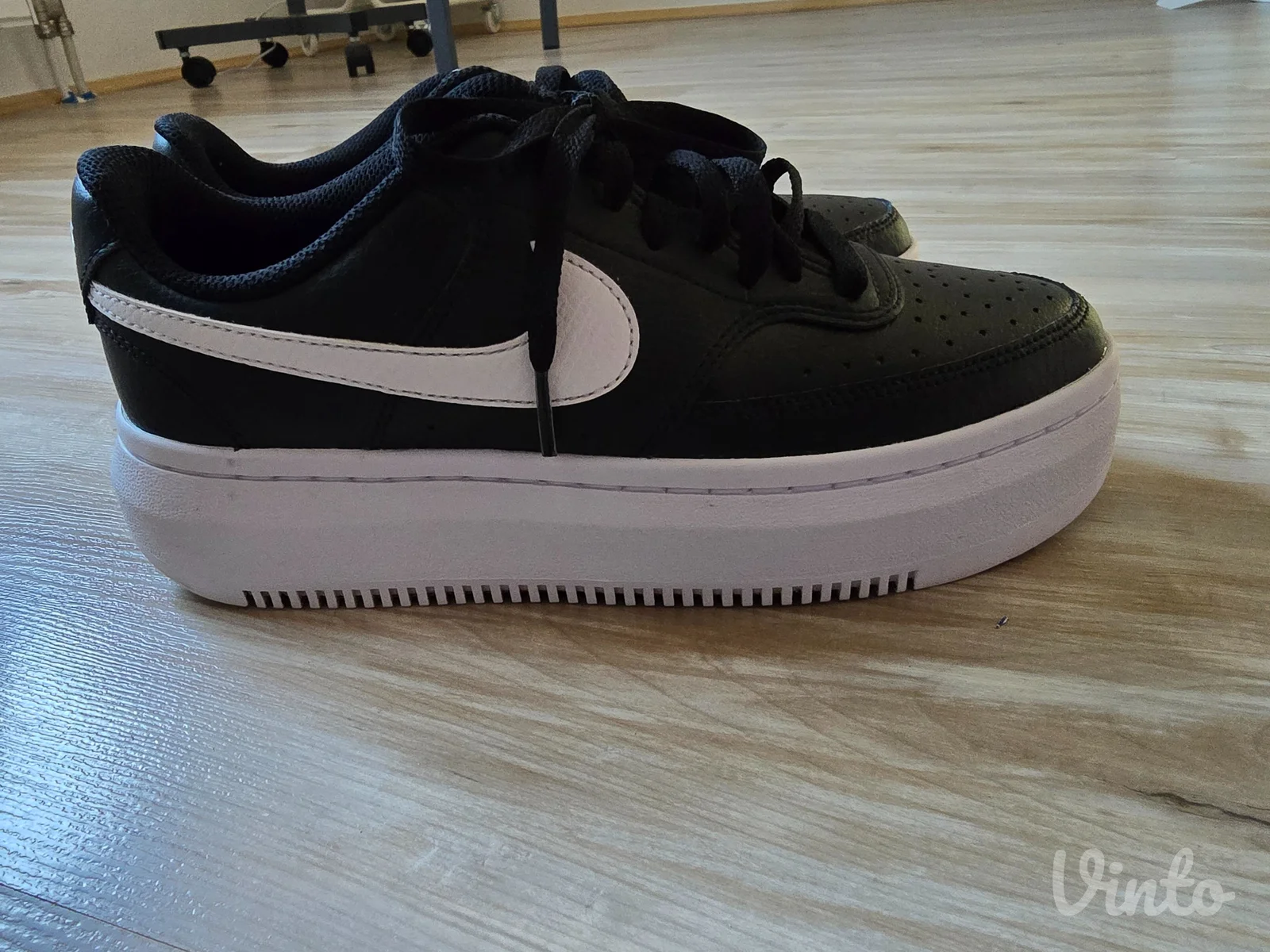 Nike court patike 40