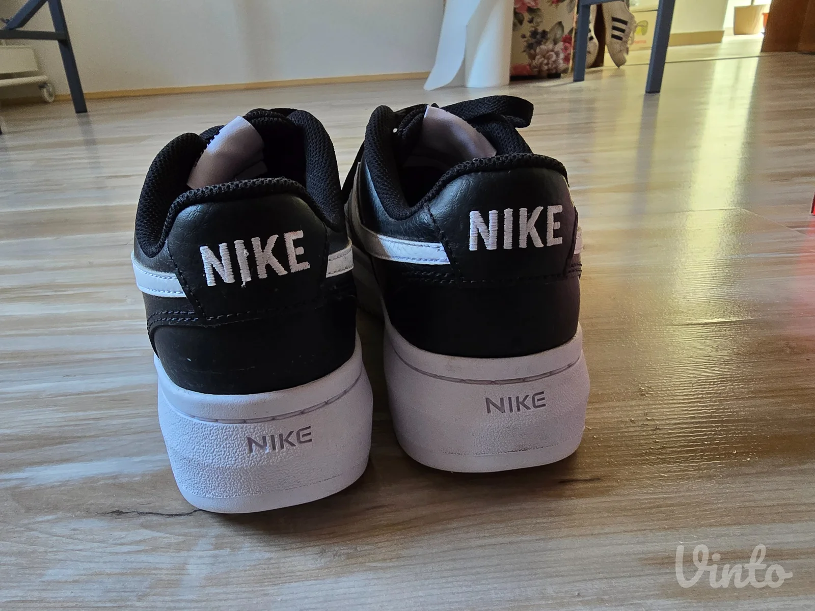 Nike court patike 40