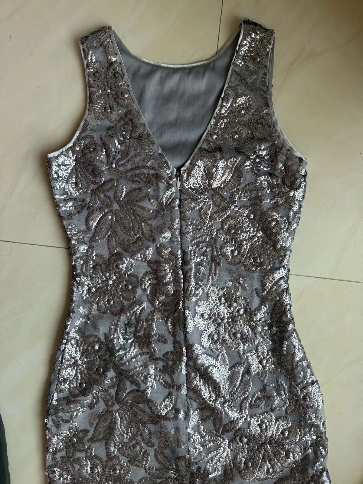 Svecana mini haljina