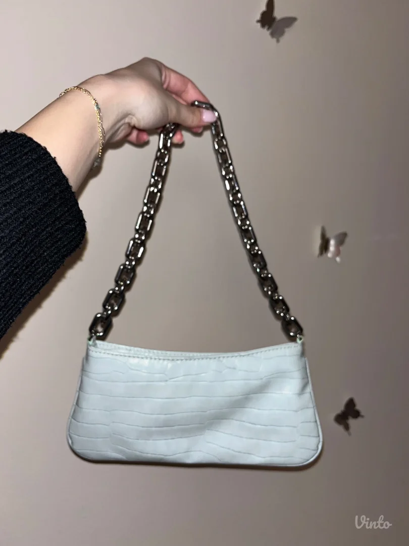 Zara svetlo plava letnja torbica