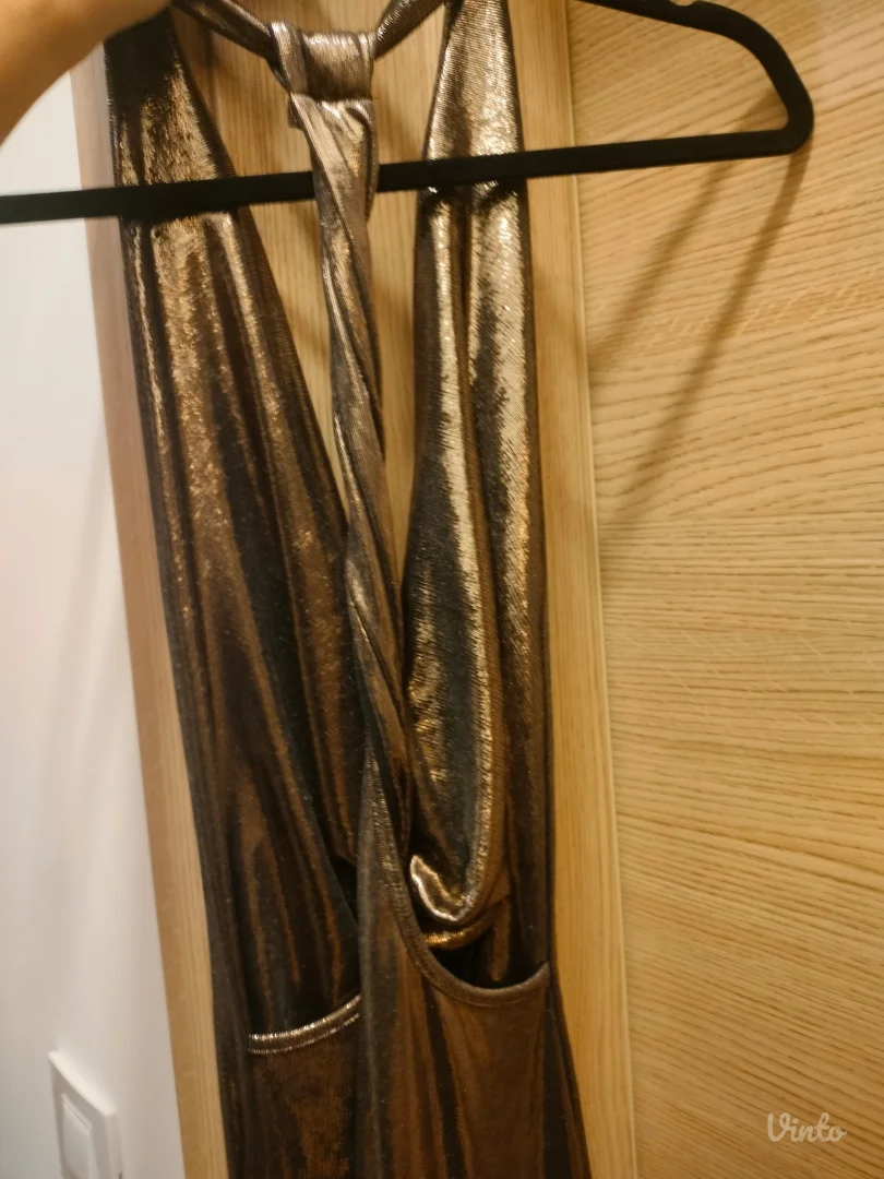 Elegantna duga haljina