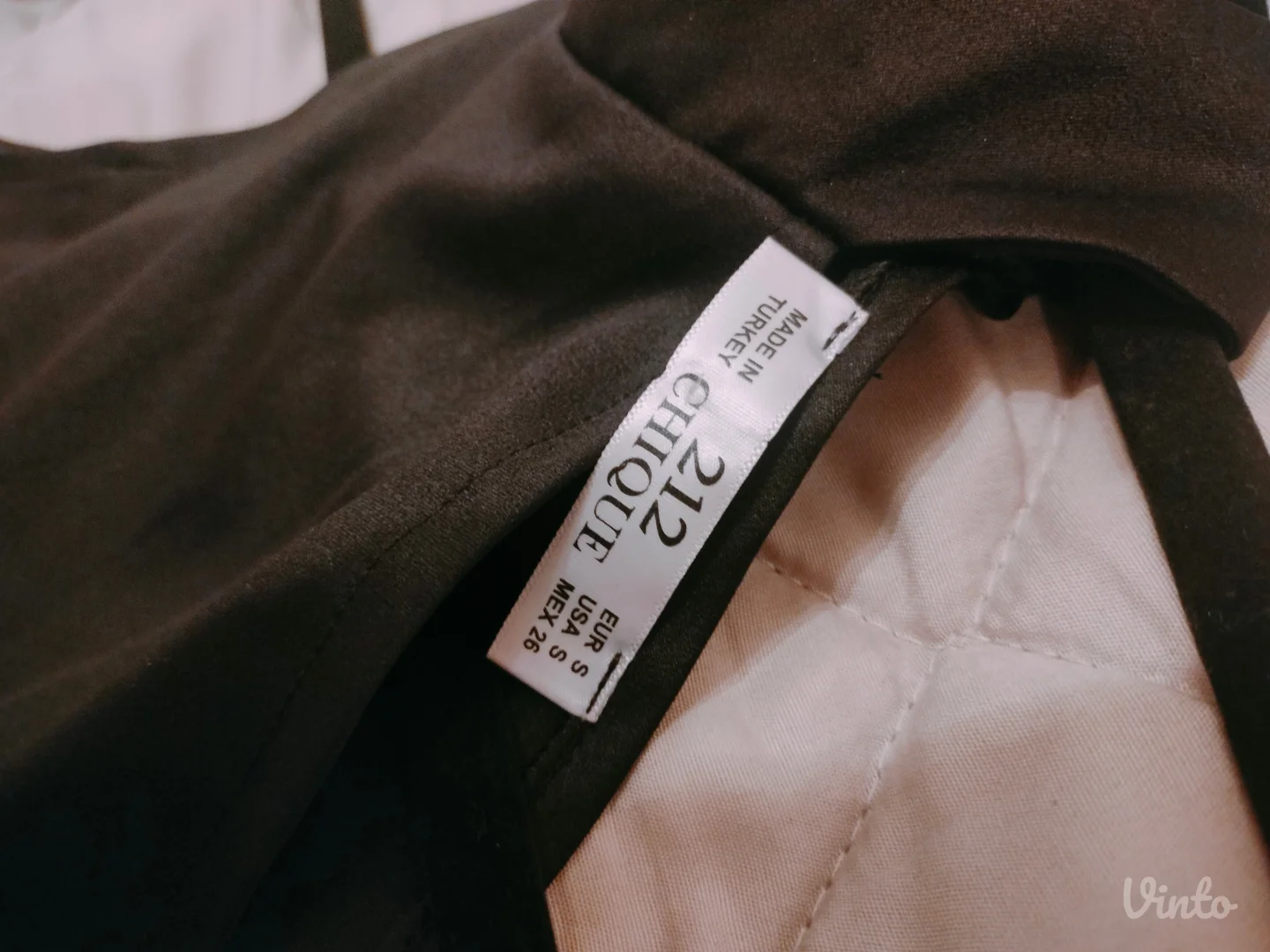 Elegantna duga crna haljina