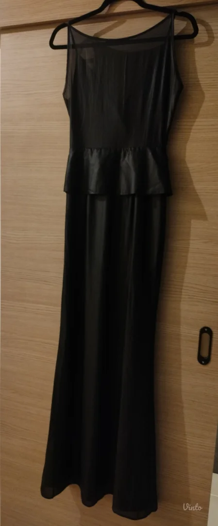 Elegantna duga crna haljina