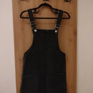 Teksas mini crna haljina