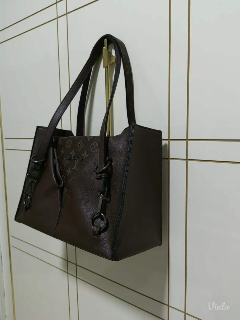Louis vuitton torba
