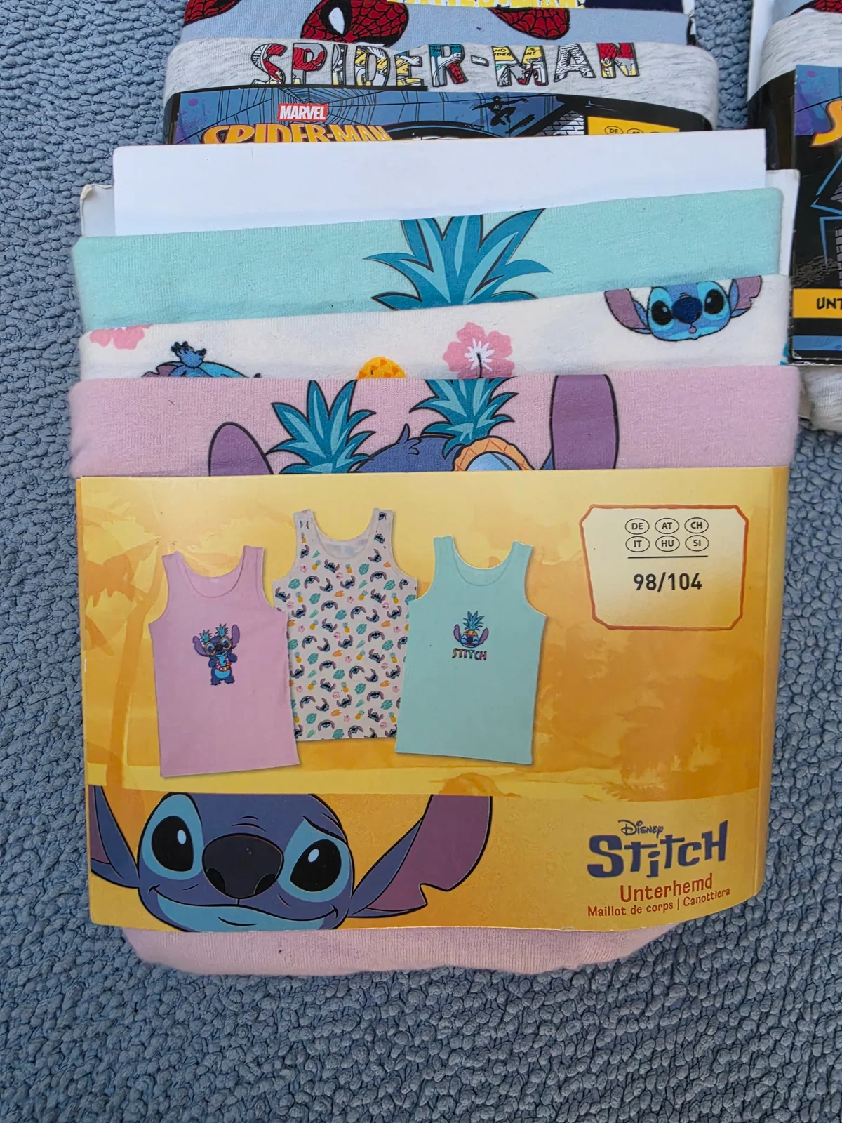 Novo pakovanje dečijih potkošulja Disney Stitch (3 komada) – Veličina 98/104