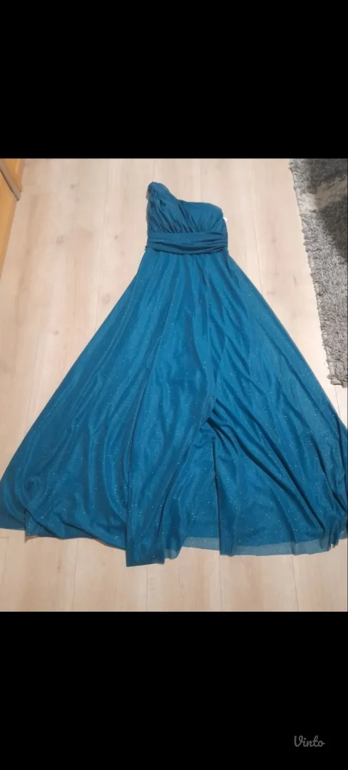 Nova svečana haljina