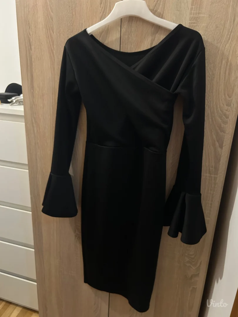 Crna elegantna haljina