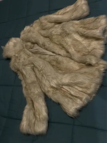Zara Bunda XS Novo