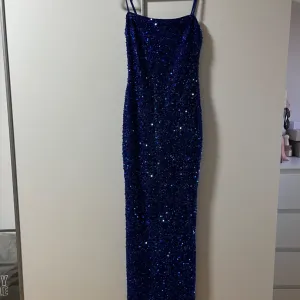 Haljina sa sljokicama