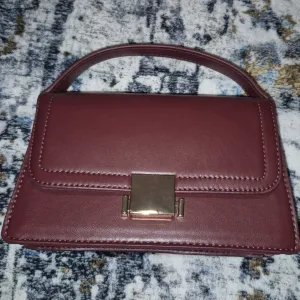 zenska torba - reserved