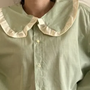 Unikatna kosulja sa velikom kragnom