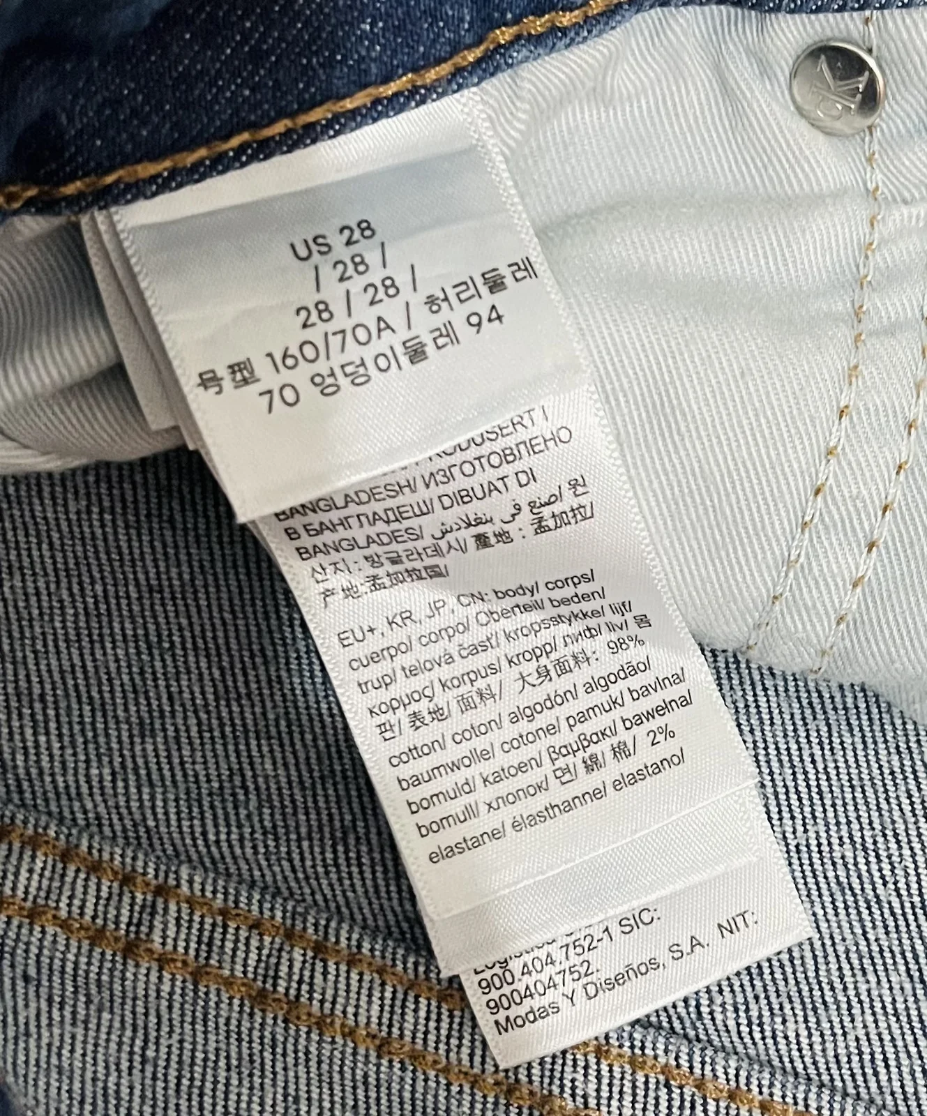 NOVE Calvin Klein farmerice