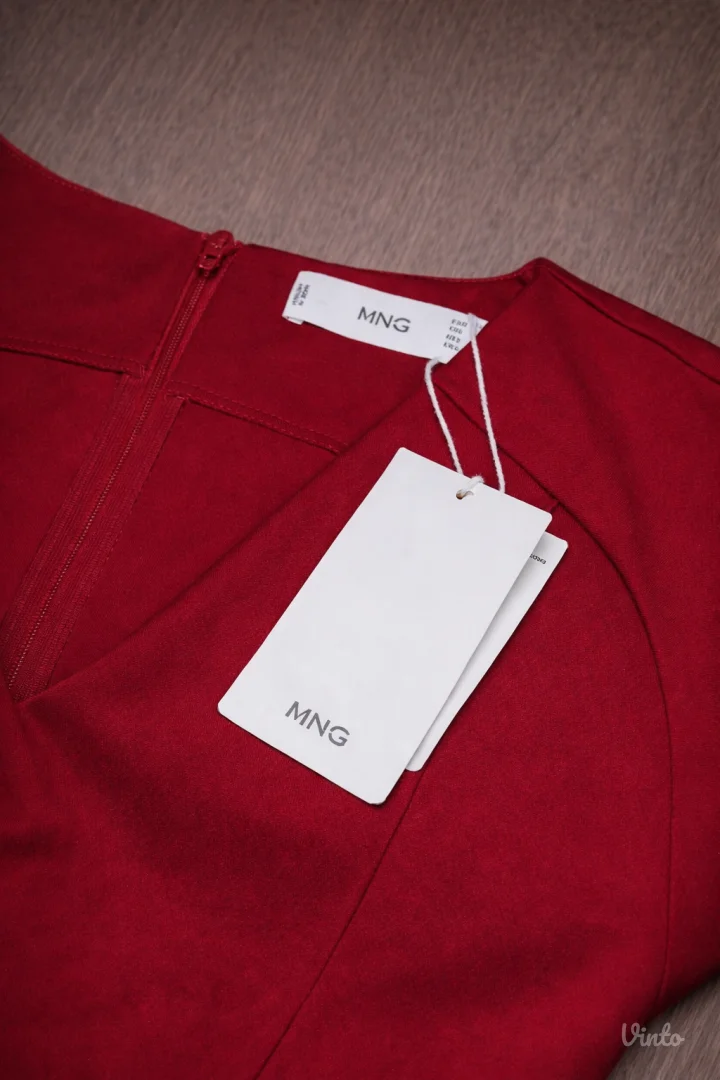 Snižena Mango haljina