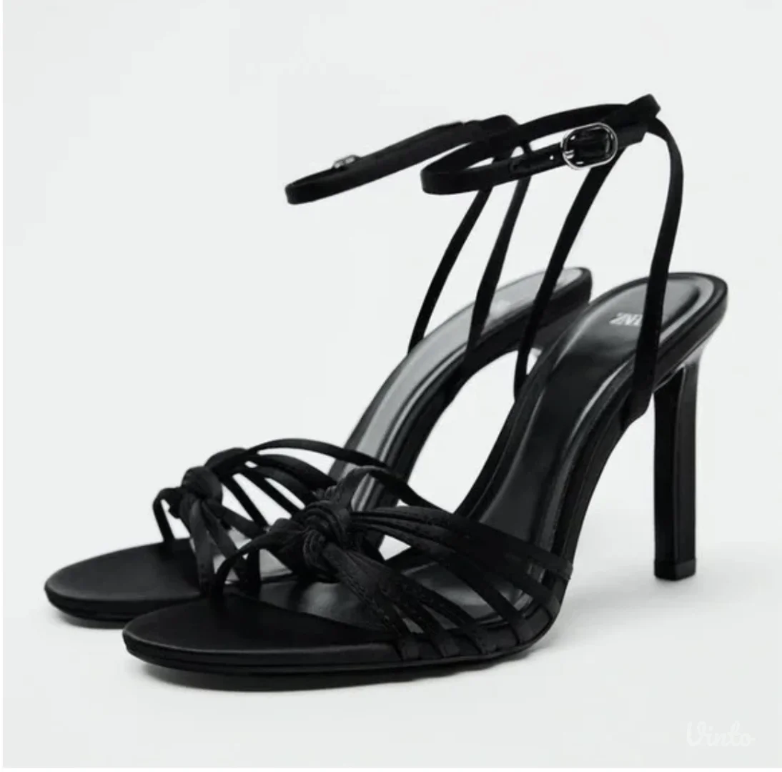 Zara viralne štikle