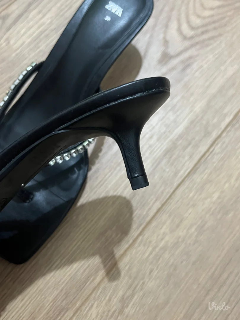 Zara štikle papuče NOVE