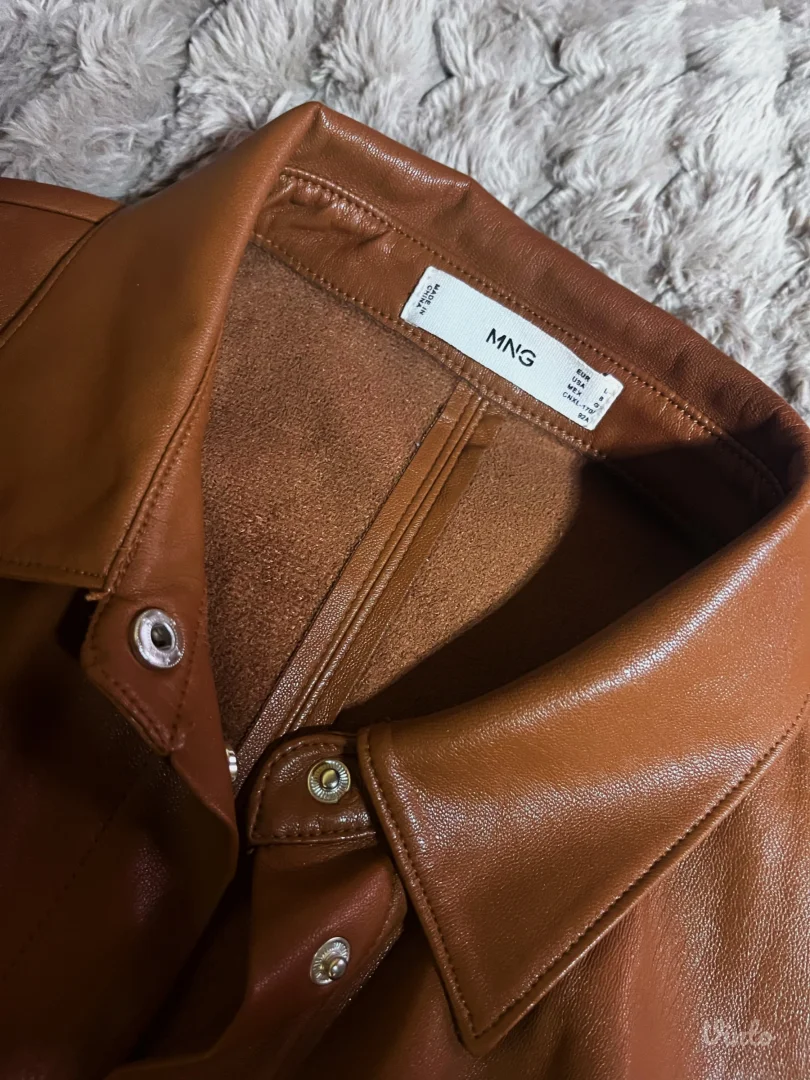 Mango mantil-jaknica