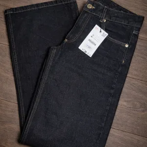 NOVO Zara viralne farmerice