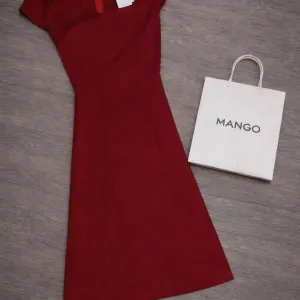 Snižena Mango haljina