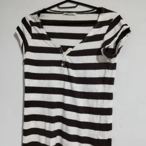 TERRANOVA Prugasta Majica (S) – Braon-Siva Kombinacija