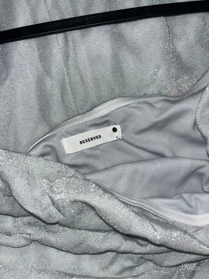 Reserved srebrna duga haljina - L