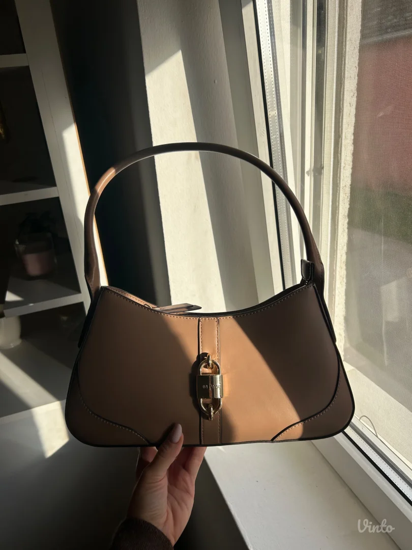 nine west braon torba