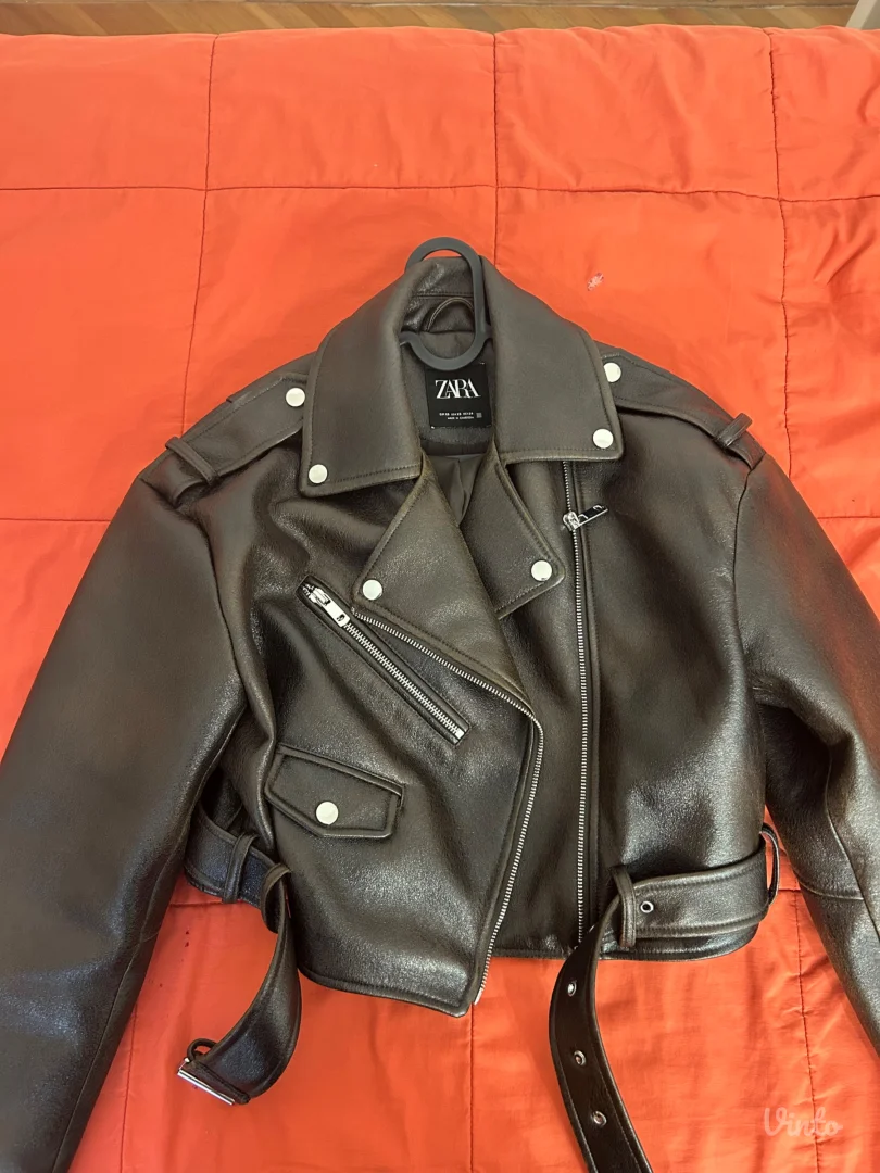 Zara kozna jakna