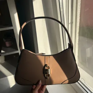 nine west braon torba