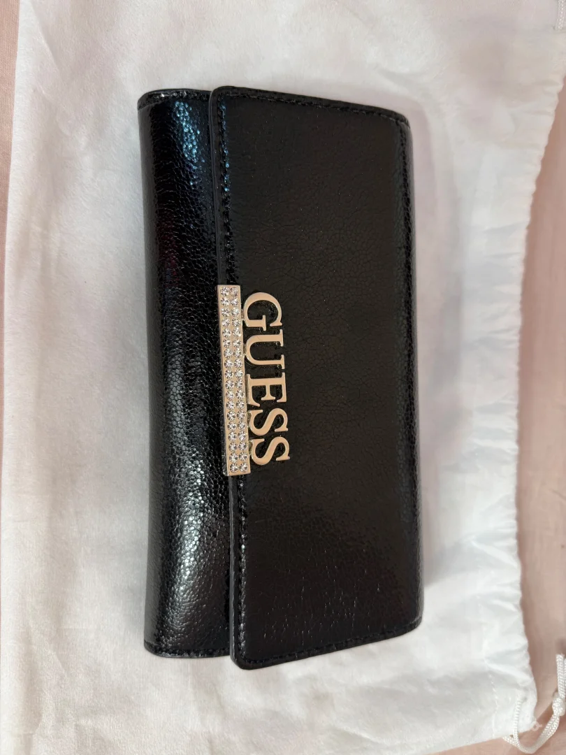 Guess - pismo torbica 🖤