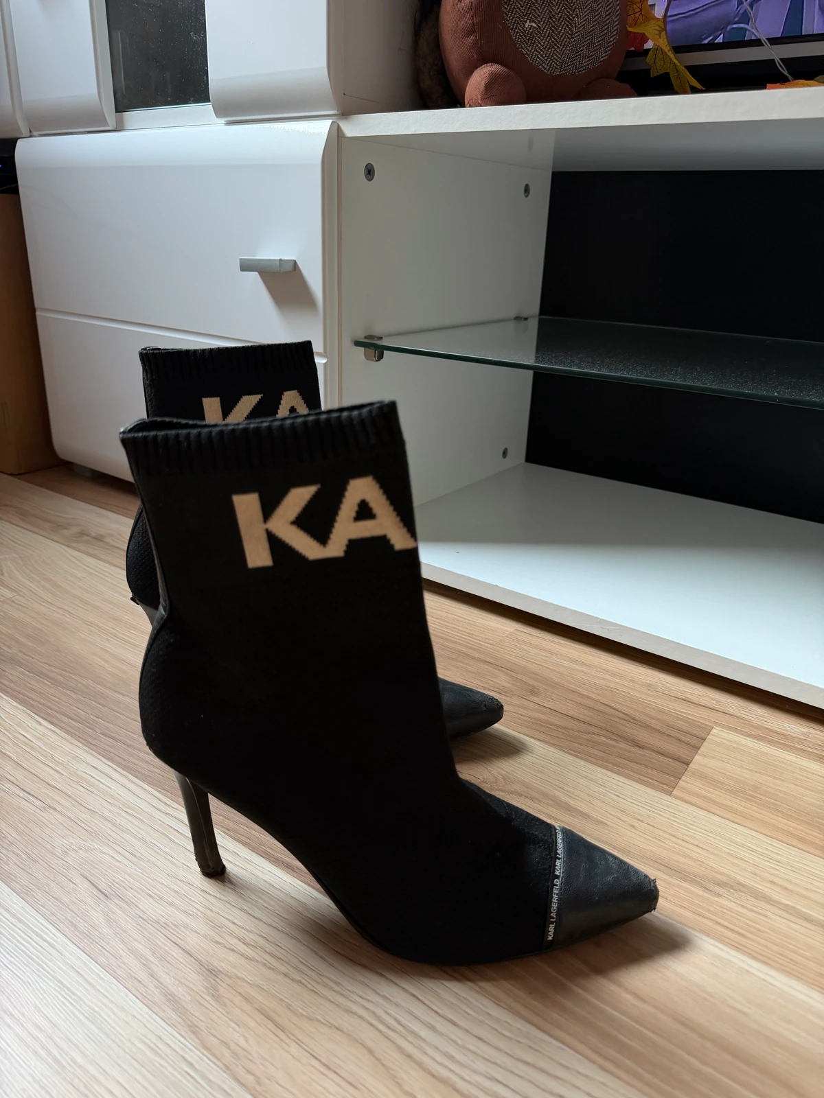 Karl Lagerfeld stikle