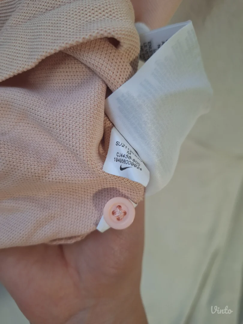 Nike majica sa kragnom