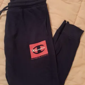 Champion trenerka donji deo