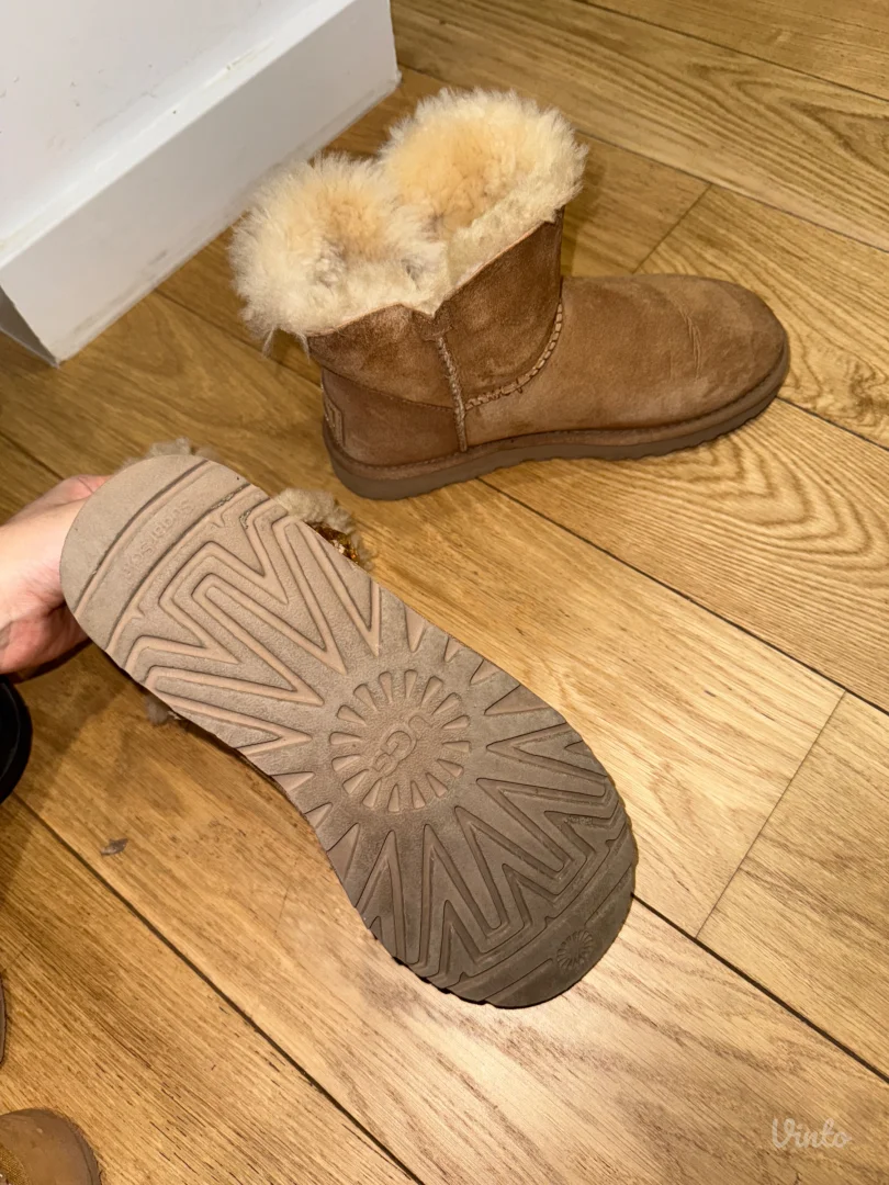 Ugg cizmice