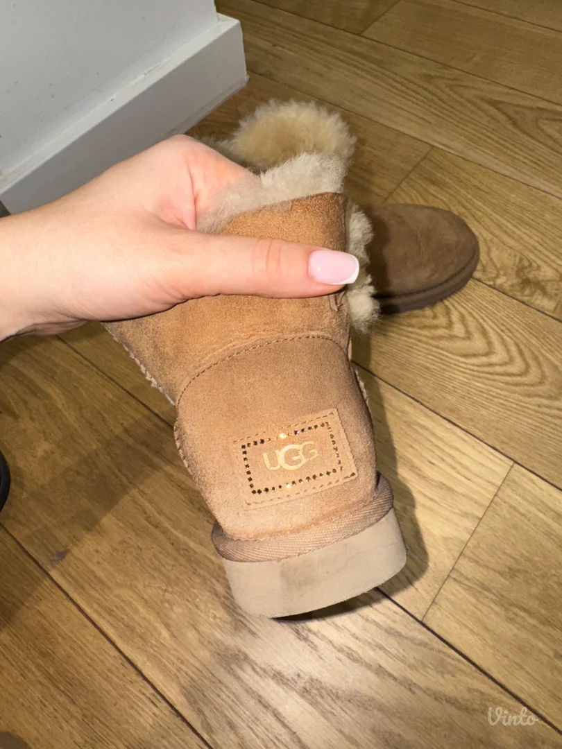 Ugg cizmice