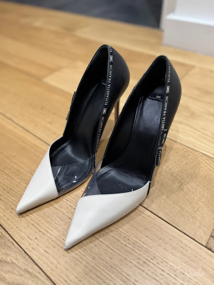 Elizabetta Franchi stikle